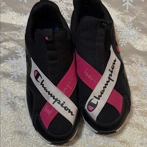 Champion Women's Black and Pink Slip-On Sneakers sz  10W